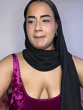 Maryam yamal online show from February 12, 2025, 9:33 pm