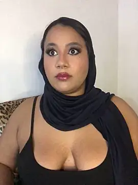 Maryam yamal online show from March 17, 2026, 10:02 pm