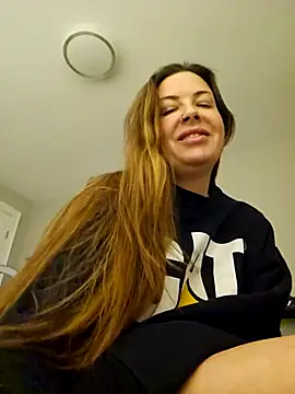 RebeccaXO  online show from February 14, 2025, 3:11 am