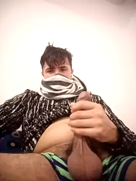 LoLZzZz  online show from March 1, 2026, 5:26 pm