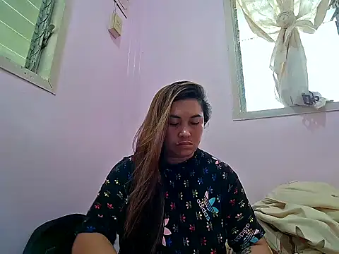 LalaiAsian online show from September 9, 2025, 2:22 am