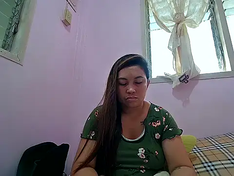 LalaiAsian online show from September 18, 2025, 12:01 am