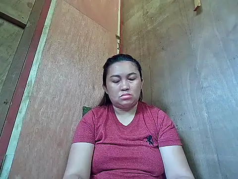 LalaiAsian online show from October 19, 2025, 1:06 am