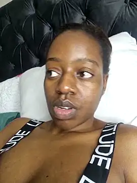 Sexynaughty Gal online show from March 5, 2026, 8:49 pm