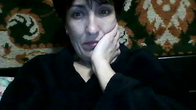 SunnyAmorre online show from October 15, 2025, 9:15 pm