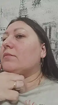 Rini333 online show from February 24, 2025, 6:15 pm