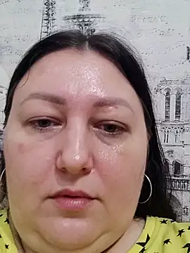 Rini333 online show from September 17, 2025, 7:21 am