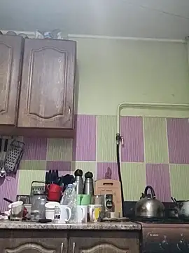 Rini333 online show from November 16, 2025, 6:02 pm