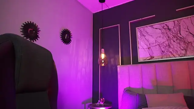 Samantha Brooke online show from October 29, 2025, 1:46 pm