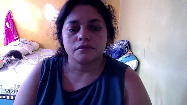 Snapshot of yulieth_bbw chatting on April 30, 2026, 12:33 pm yulieth bbw online show from April 30, 2026, 12:33 pm