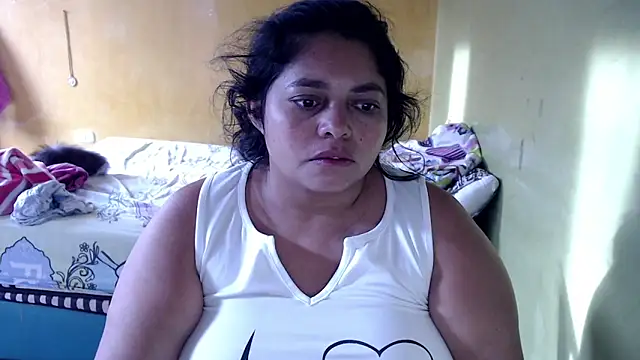 yulieth bbw online show from June 21, 2026, 11:46 am