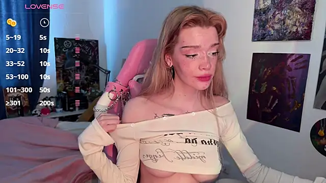 boobsybootie online show from March 3, 2025, 3:53 pm