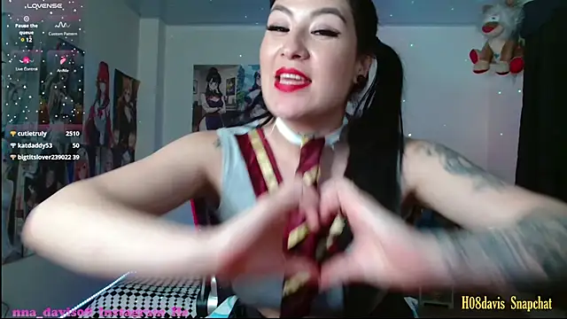 hannasky  online show from March 8, 2025, 2:30 pm