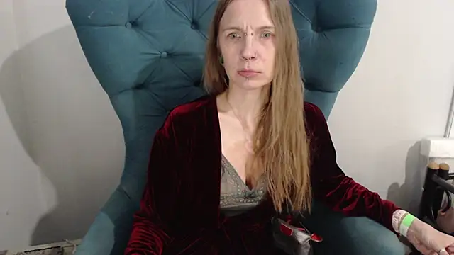 alexandra zaryanova online show from May 31, 2026, 3:41 pm