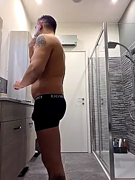 kekko-1982 online show from February 10, 2025, 8:42 am