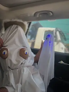 sexi noemi online show from October 31, 2025, 2:07 pm