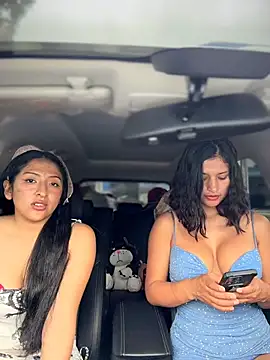 sexi noemi online show from November 21, 2025, 2:05 pm