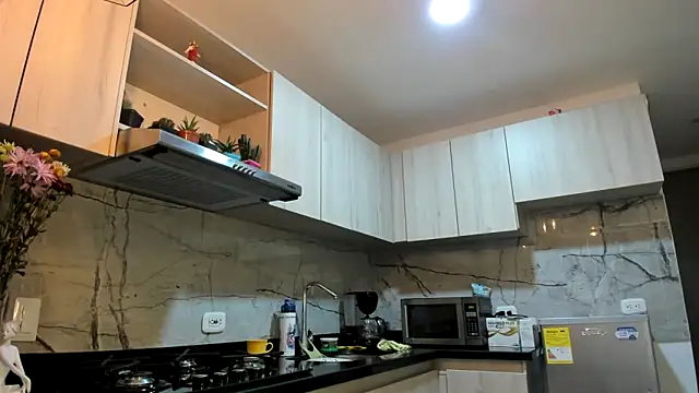 ashleymilf 1 online show from March 3, 2025, 6:44 pm