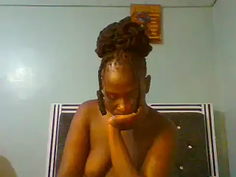 blackcuteebony online show from February 26, 2025, 3:41 pm