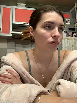 SeducingYoghourt online show from February 7, 2025, 3:19 pm