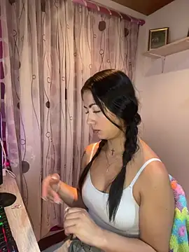 MadisonCambel online show from February 21, 2025, 1:22 am