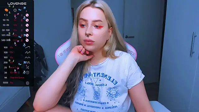 MonaLauu online show from January 23, 2025, 4:59 pm