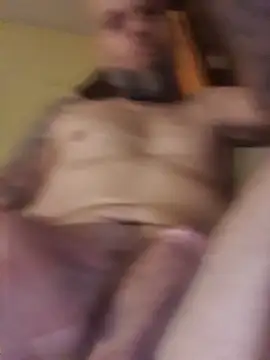 Ladyshaker82 online show from February 11, 2026, 1:10 am