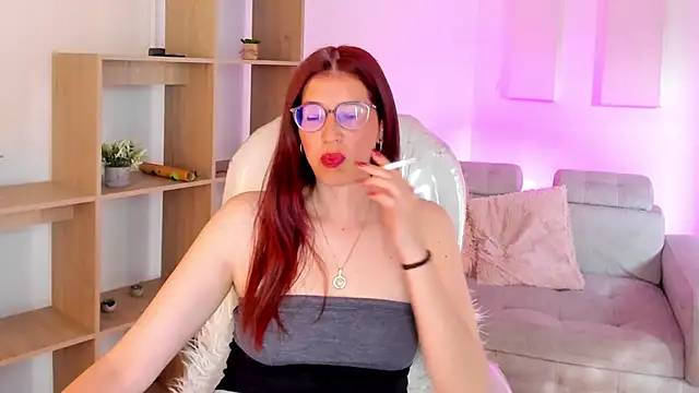 Antonnella 3 online show from October 9, 2025, 12:47 pm