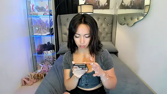 reighnempress online show from February 21, 2026, 1:39 am