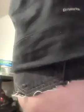 Snapshot of Mark691984 chatting on March 18, 2025, 1:42 pm Mark691984 online show from March 18, 2025, 1:42 pm