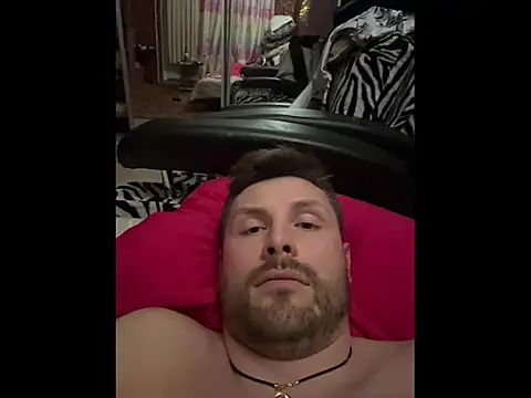 MartinBrandon online show from May 16, 2026, 12:29 am