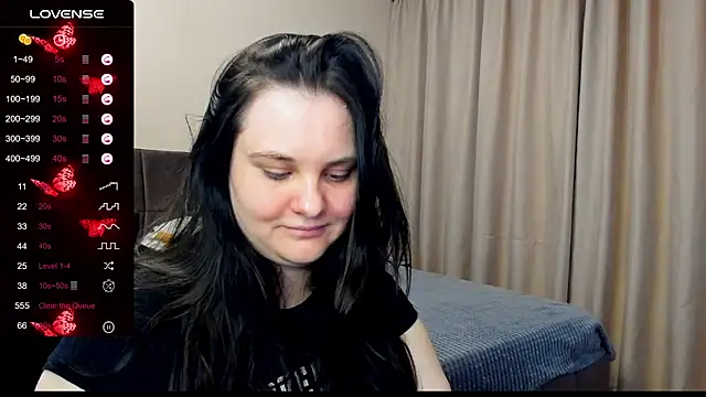 AlanaBrox online show from October 31, 2025, 3:24 pm