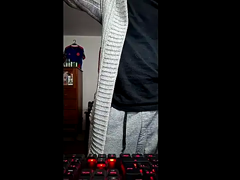 ALBEIROFOOTBALL1992 online show from March 2, 2026, 4:36 am