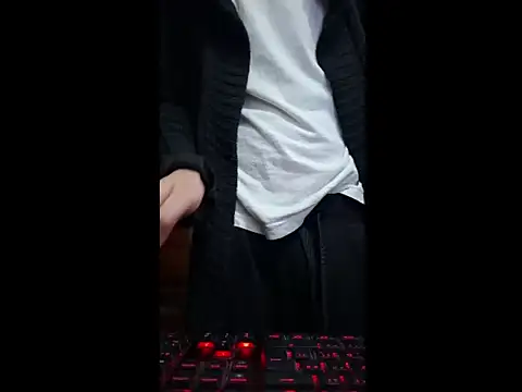 ALBEIROFOOTBALL1992 online show from April 12, 2026, 5:01 am