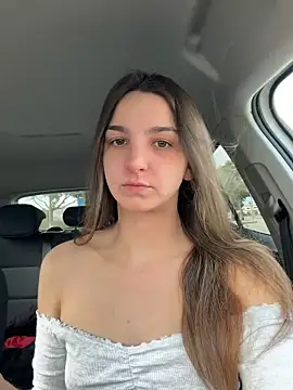 DoriDeluxe66 online show from November 23, 2025, 9:20 am