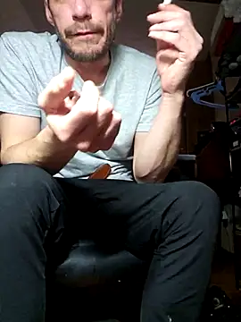 chosen923 online show from November 7, 2025, 8:09 pm