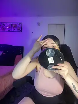 carolina16love online show from March 4, 2026, 8:26 pm