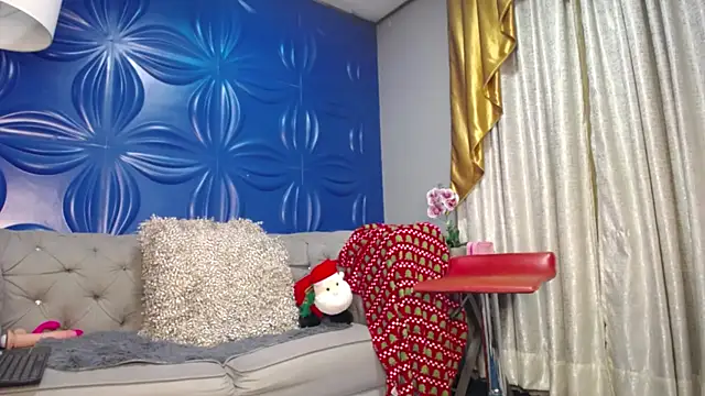 JolieDuvalle online show from December 22, 2025, 12:35 pm