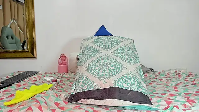 naia blessed online show from March 18, 2025, 1:43 am