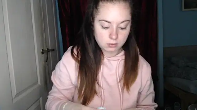 ryhhnnagold99 online show from September 30, 2025, 1:38 pm