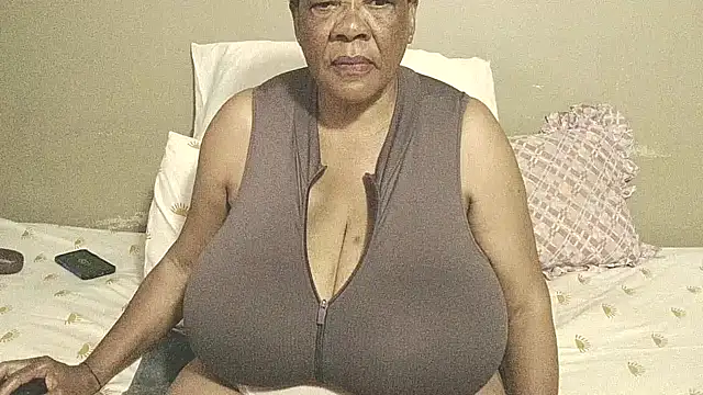 DairyQueen2 online show from March 29, 2026, 6:02 am