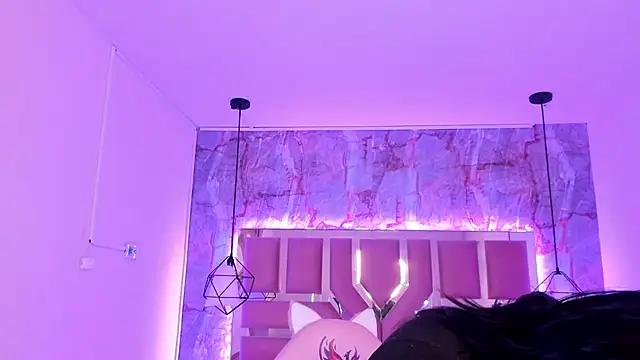 Nami usagi online show from December 21, 2024, 3:09 pm