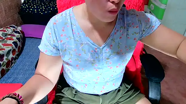 M e c e l online show from October 9, 2025, 2:09 am