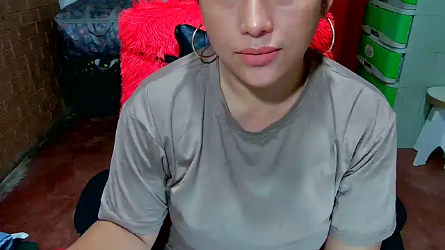 M e c e l online show from October 31, 2025, 7:48 pm