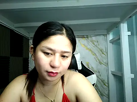 Mia 2022 online show from October 26, 2025, 7:36 am