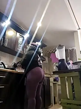 Diosasky online show from March 5, 2025, 1:06 pm