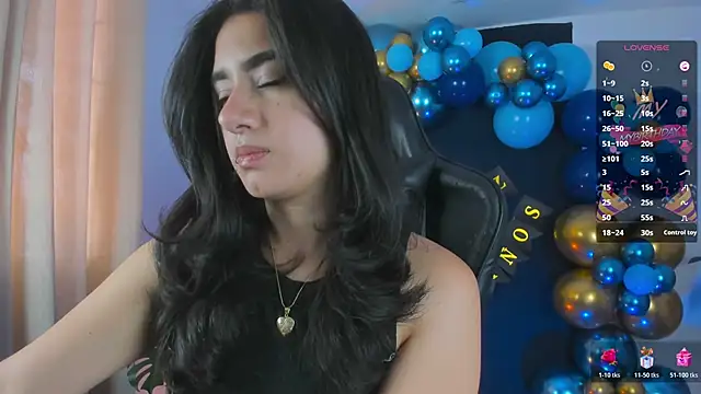 annadu011 online show from April 10, 2026, 3:06 pm