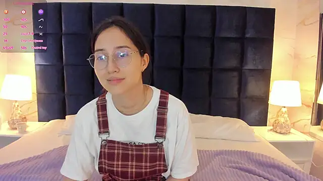 Abby Sweet1  online show from April 7, 2026, 12:05 pm