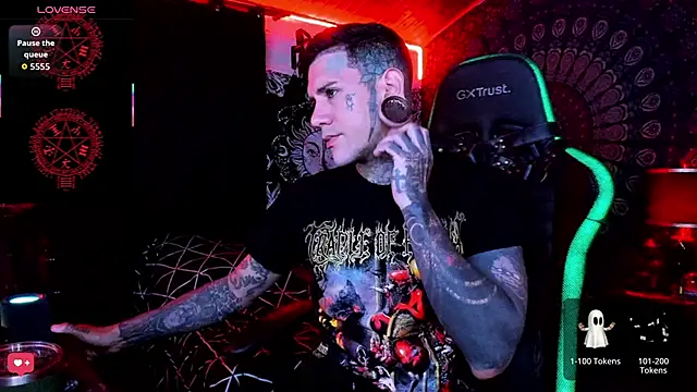 josh  ackerman online show from September 28, 2025, 10:59 pm