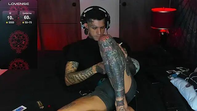 josh  ackerman online show from December 17, 2025, 6:36 pm